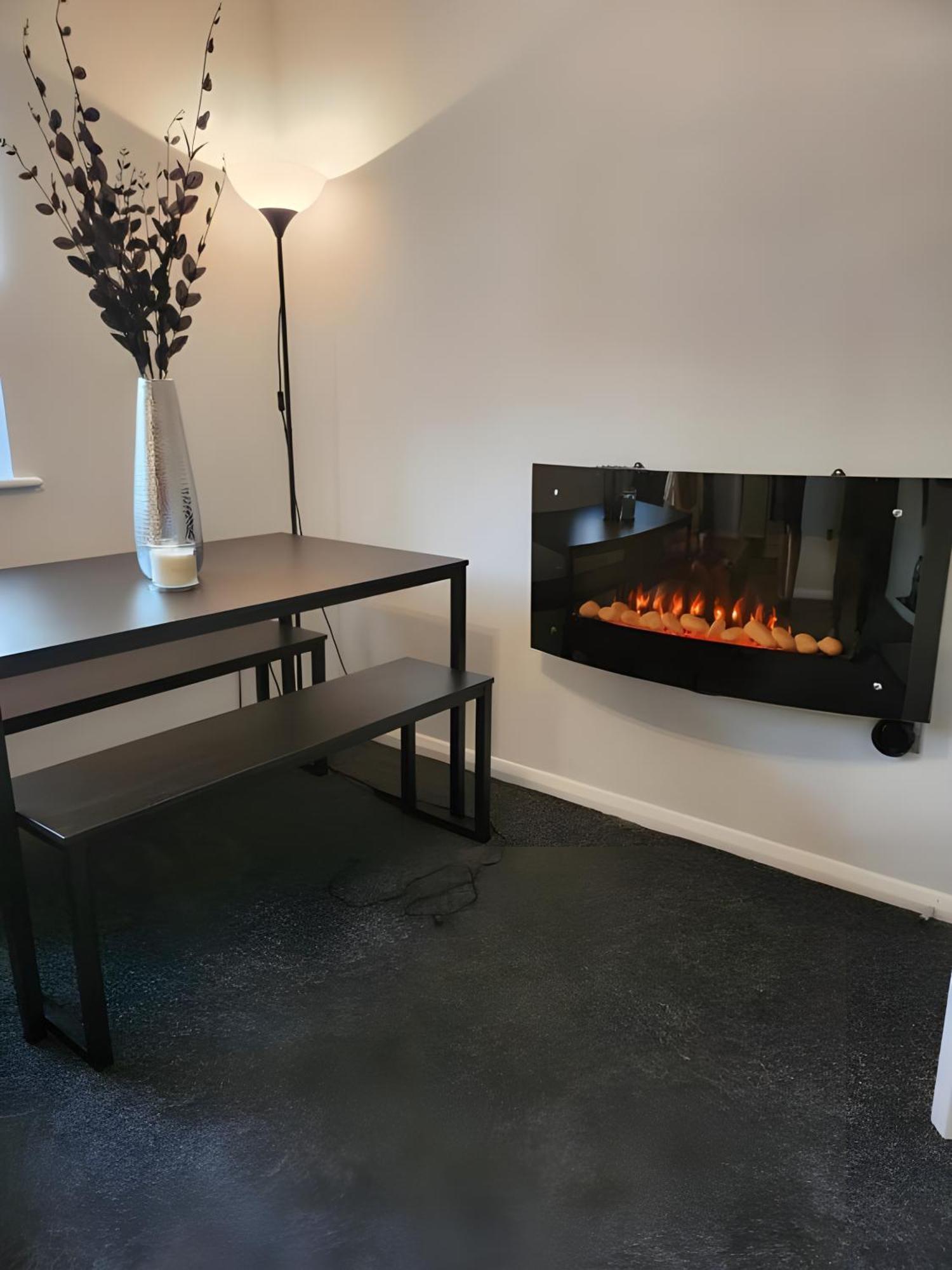 Sleek & Stylish - E15 Apartment With Parking London Exteriör bild